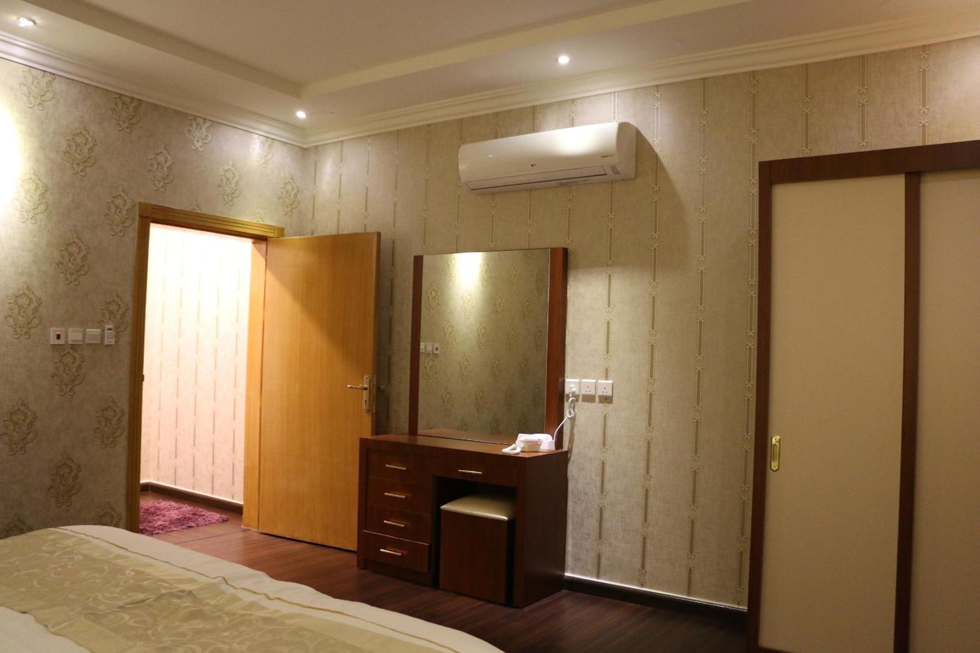 Al Joon Hotel Riadh Zimmer foto