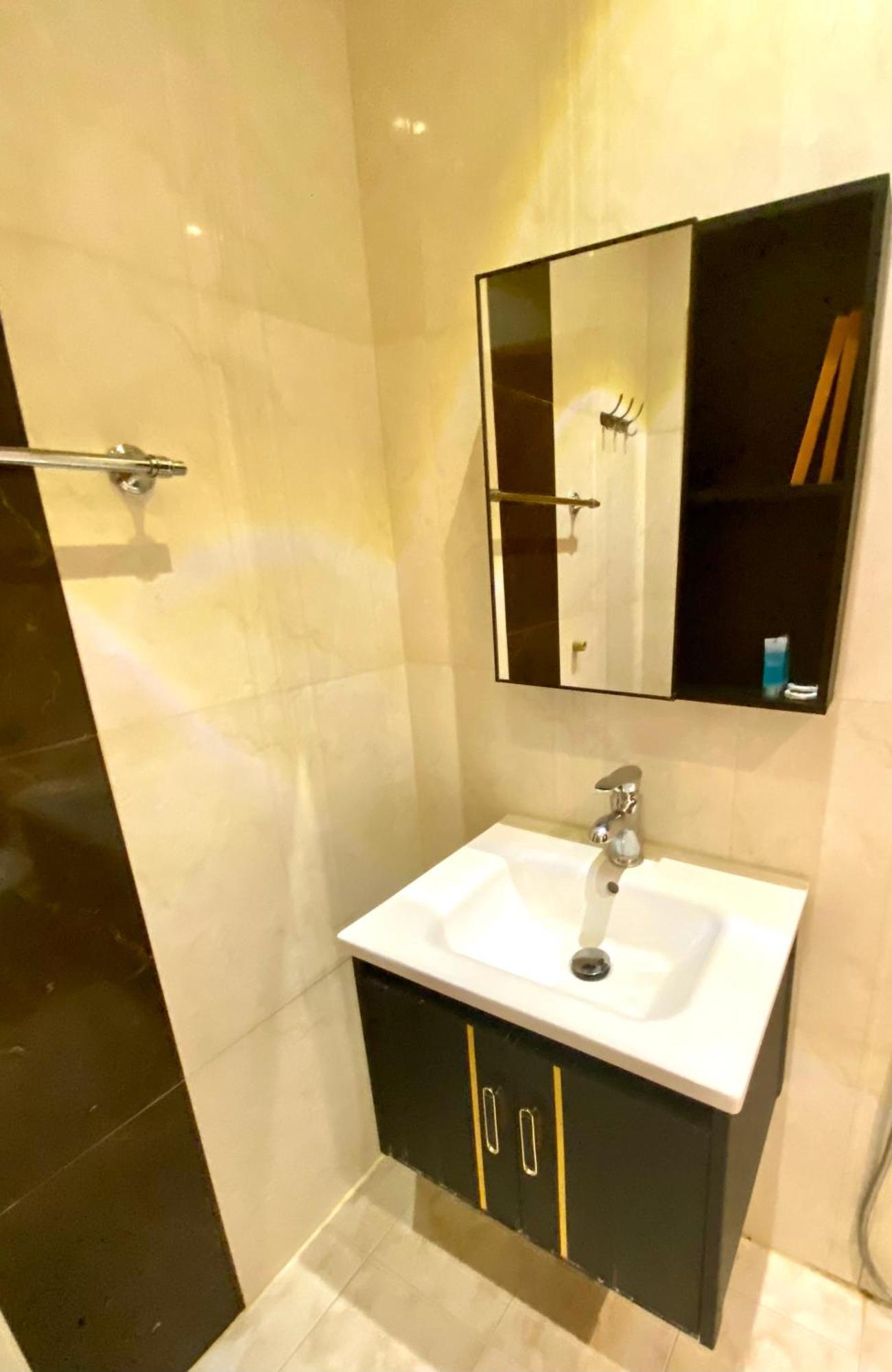 Al Joon Hotel Riadh Exterior foto