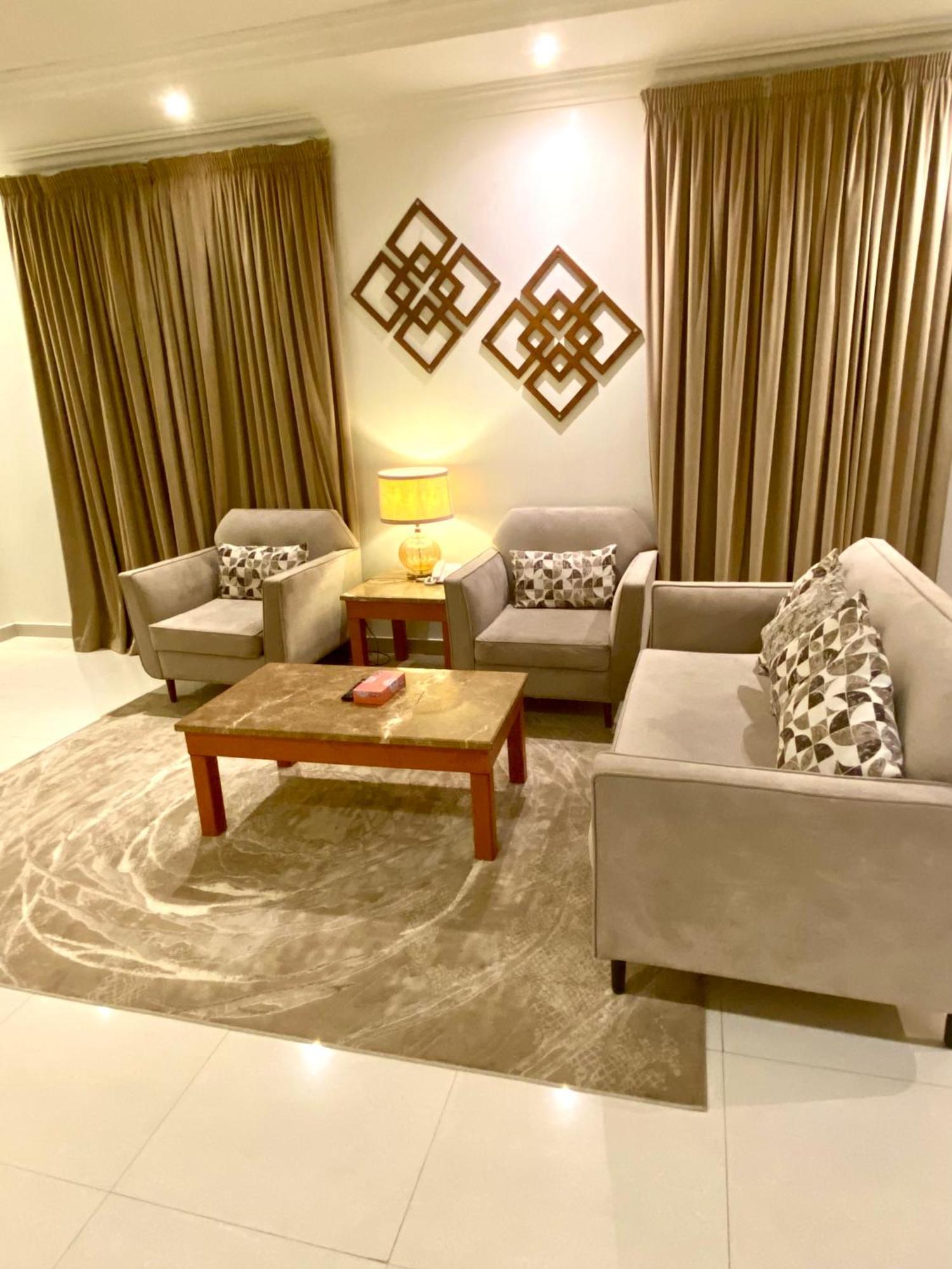 Al Joon Hotel Riadh Exterior foto