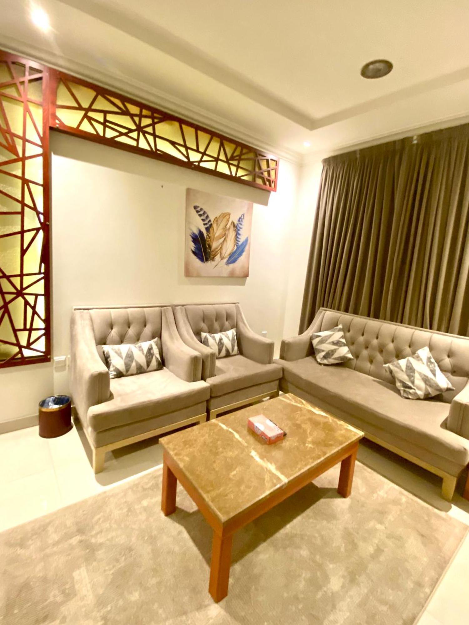 Al Joon Hotel Riadh Exterior foto