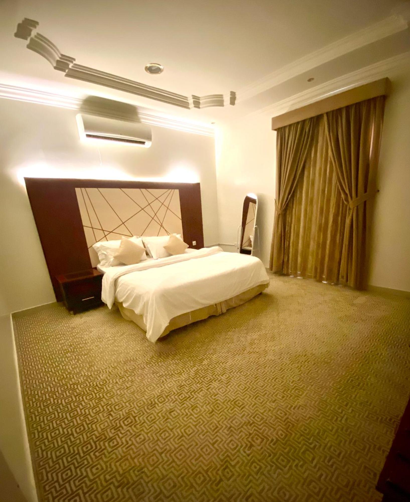 Al Joon Hotel Riadh Exterior foto