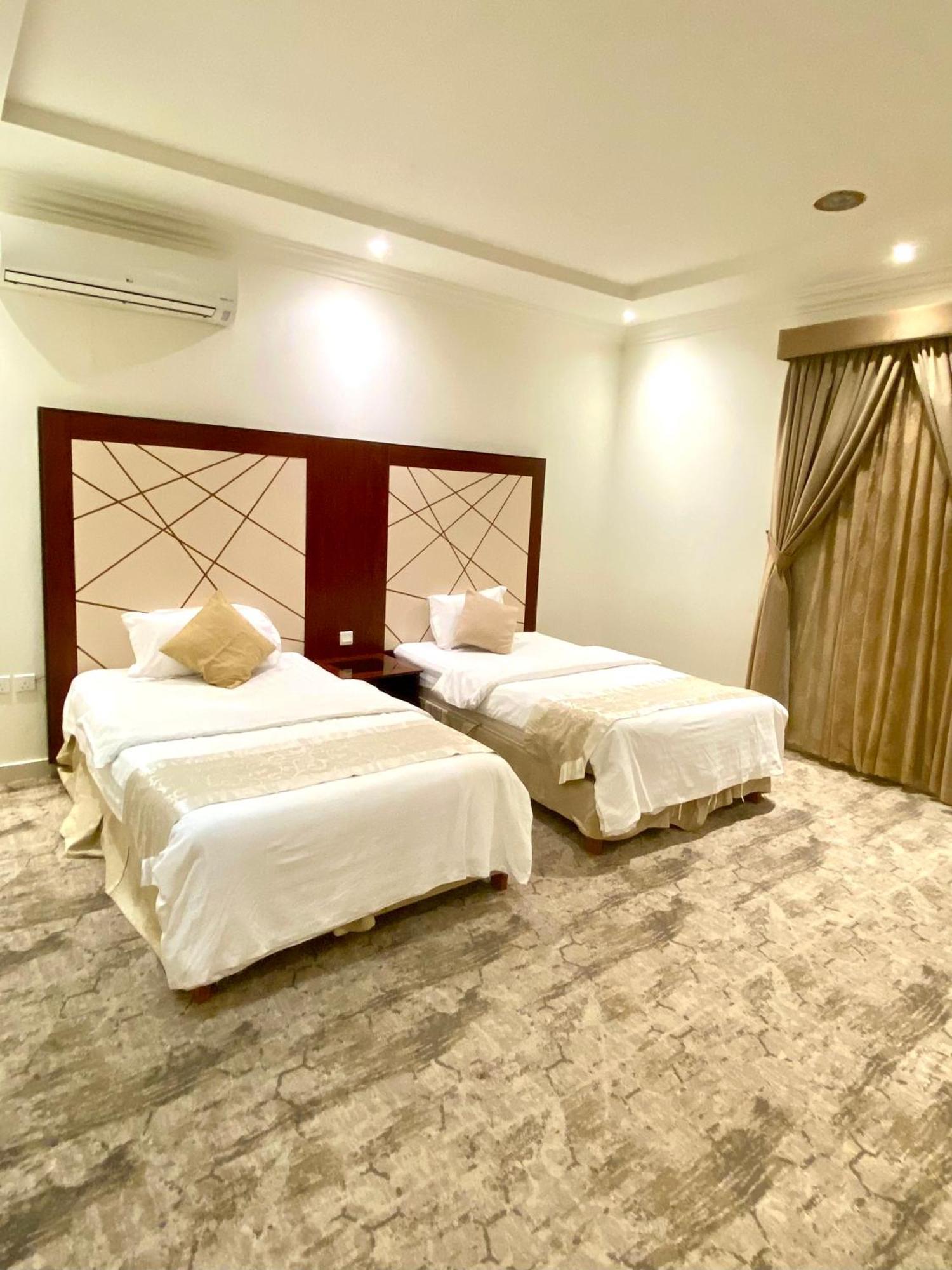 Al Joon Hotel Riadh Exterior foto