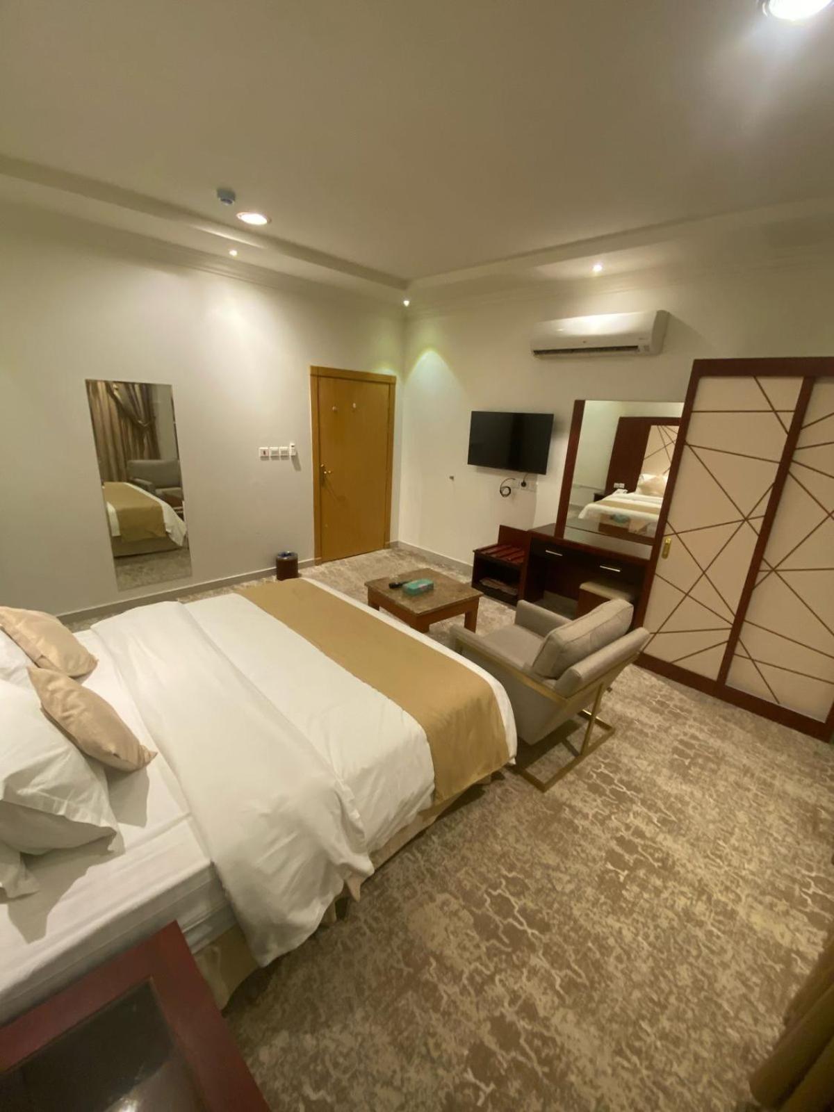 Al Joon Hotel Riadh Exterior foto